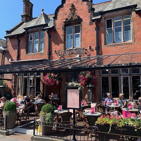The Hideout Apartment Lytham St Annes Exterior photo